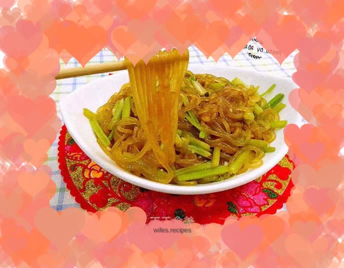 Celery fried vermicelli