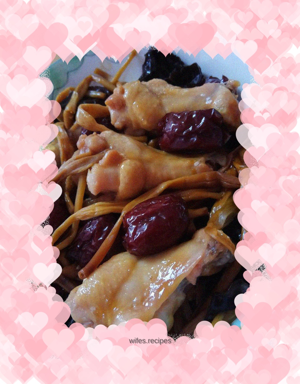 Fungus, Golden Needle and Steamed Wing Root