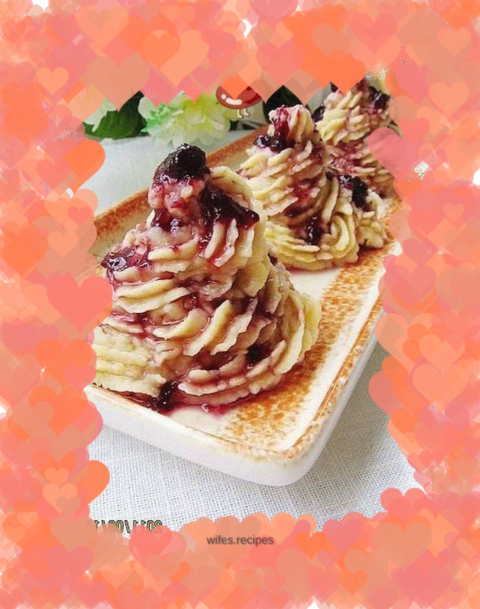 Blueberry Creamy Mashed Potatoes