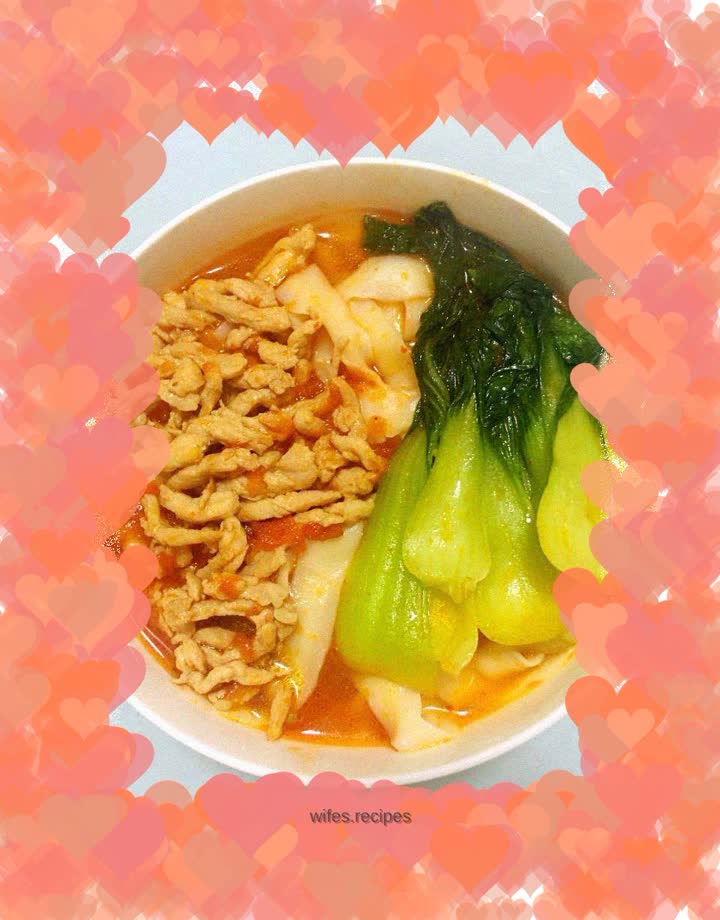 Shredded Pork Noodles with Tomato Sauce