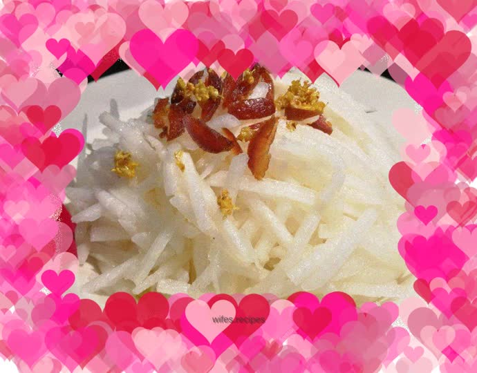 Clears the lungs and moisturizes dryness, sweet and sour~~ Hawthorn and pear shreds