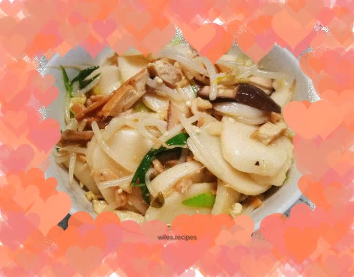 Fried rice cake with assorted shredded pork