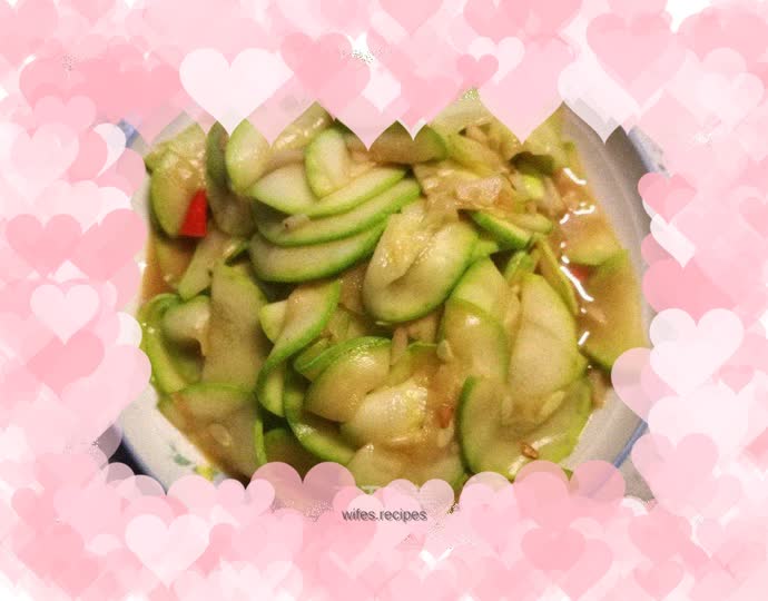 Quick stir-fry meal - spicy and sour zucchini