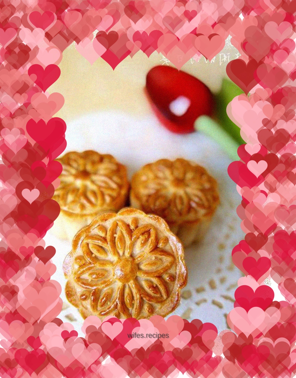 Five-nut mooncake