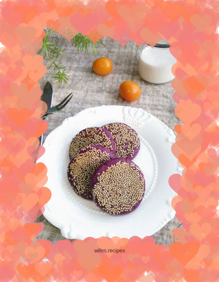 Glutinous Rice Cake with Bean Paste and Purple Sweet Potato