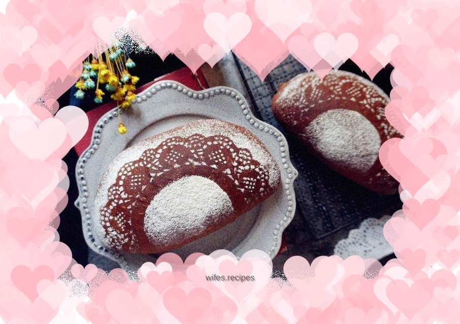 Banana Coco Lace Bun