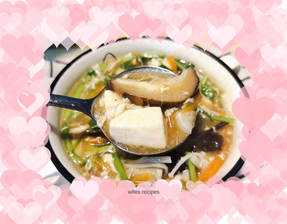Appetizing hot and sour soup