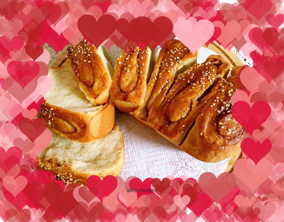 Chocolate Sauce Pulled Bread